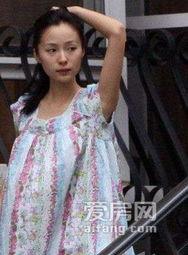 女明星和别人睡的照片,女明星私密照片引发热议