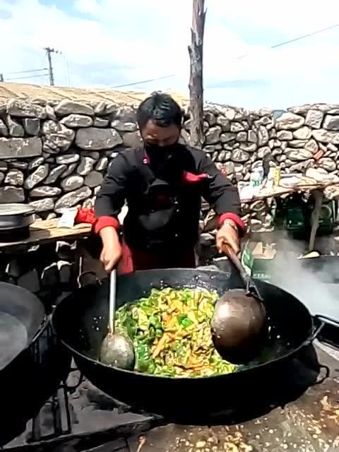 宣威网红炒菜饭店,舌尖上的美食新地标