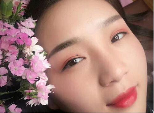 搞眉毛的网红有哪些,这些美妆博主教你如何画眉