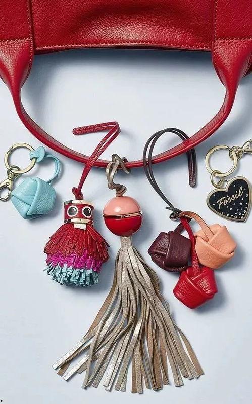 史上最丑的网红挂件图片,丑到极致的潮流艺术品