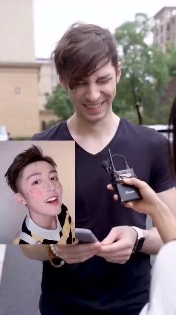 网红兄弟变装视频,变装视频引网友热议