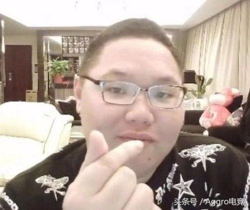 pdd瓜神吃鸡视频,惊险刺激，笑料百出